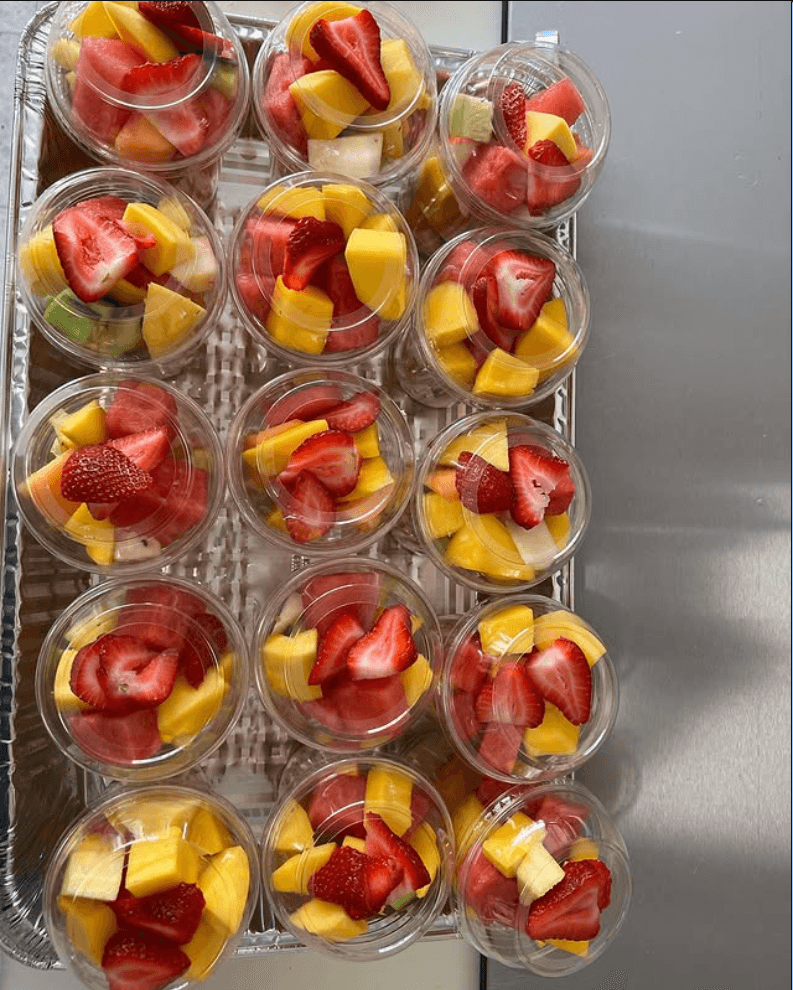 Fruit cups frescos preparados en Boba Fresca